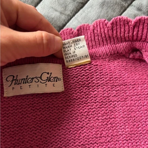 Vintage Hunter’s Glen Pink Cardigan with Leaf Detail – Size M - Picture 9 of 11